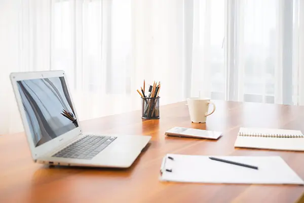 为什么新电脑黑屏